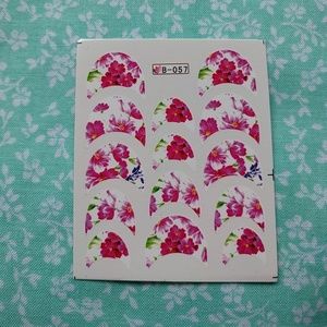 BUNDLE FOR $2โจ๐
Nail Decals
